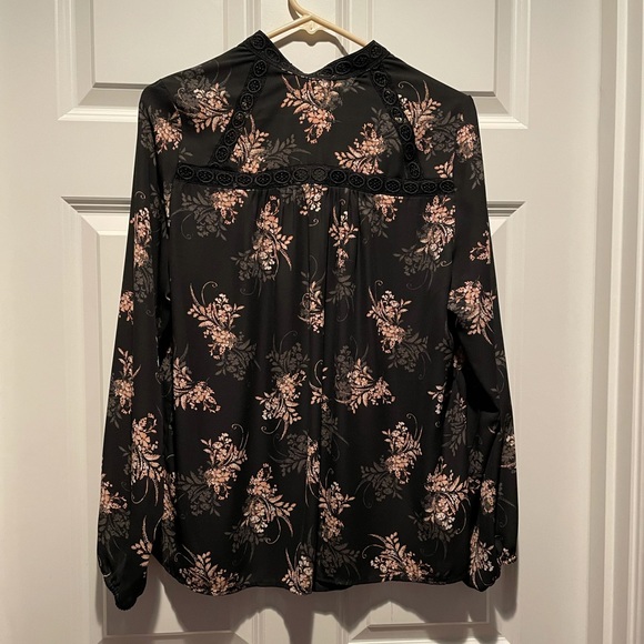 Zac & Rachel Blouse - Picture 1 of 7